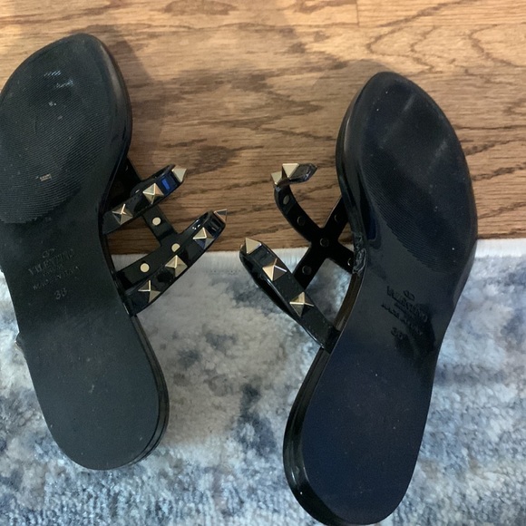 Authentic Valentino rockstud sandals - Picture 3 of 6